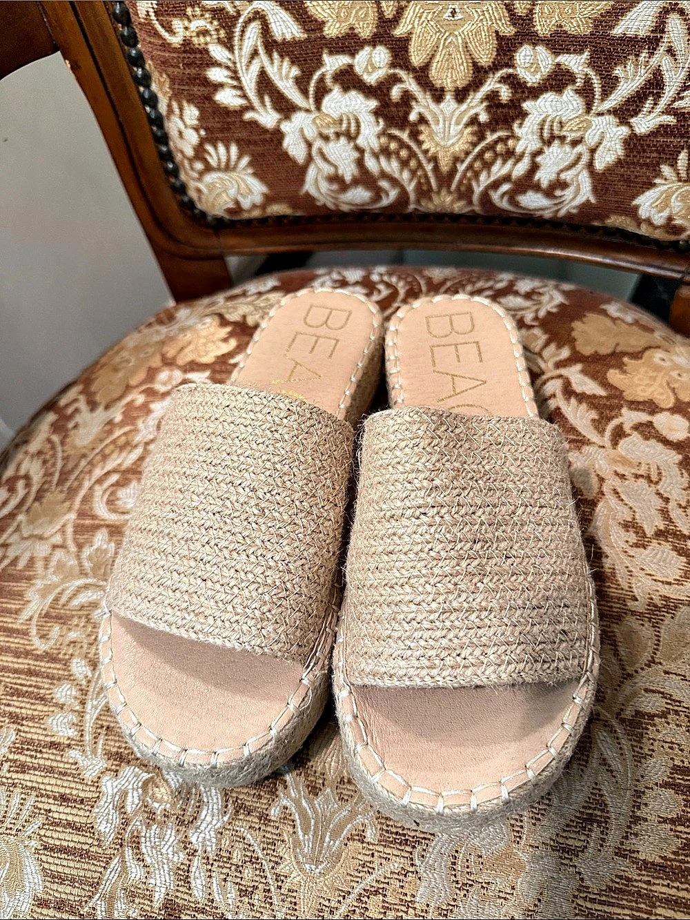 BEACH Platform Espadrille Wedge Sandals in Beige US 7M Like New